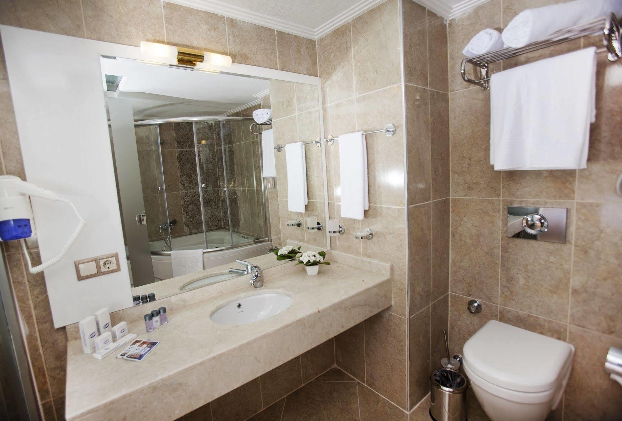 Cukurova Erten Hotel Адана Экстерьер фото